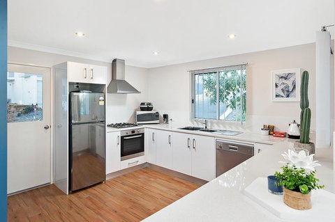 Forest View Villa - Your Accommodation 2