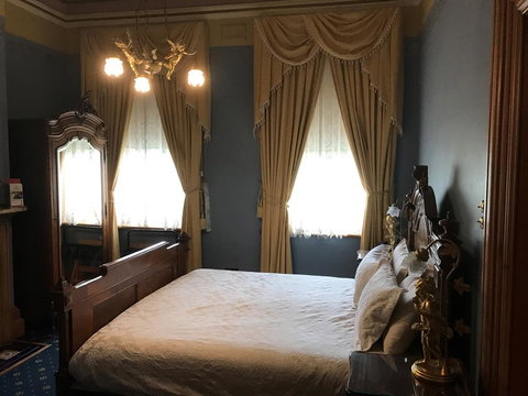 Freeman On Ford - Your Accommodation 3