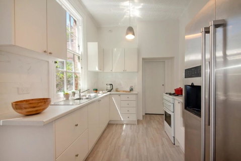 FUN TIMES In HUGE House 1 Minute To SYDNEY HARBOUR - Your Accommodation 2