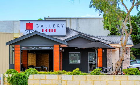 Gallery Hotel - Your Accommodation 1