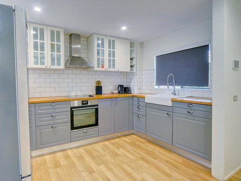 GCHM Beachside Getaway With Netflix & Wi-Fi - Your Accommodation 1