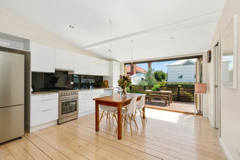 Geelong West Miner's Cottage - Your Accommodation 3