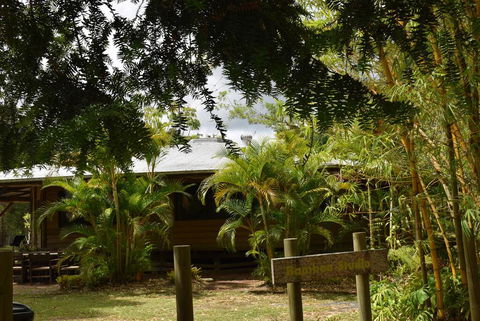 Getaways At Byfield - Your Accommodation 3