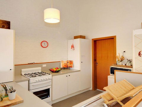 Gibraltar Getaway - Cute, Comfortable & Close To Town - Your Accommodation 1