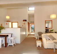 Gibraltar Getaway - cute comfortable  close to town - Your Accommodation