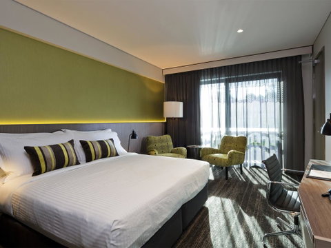 Glen Hotel And Suites - Your Accommodation 1