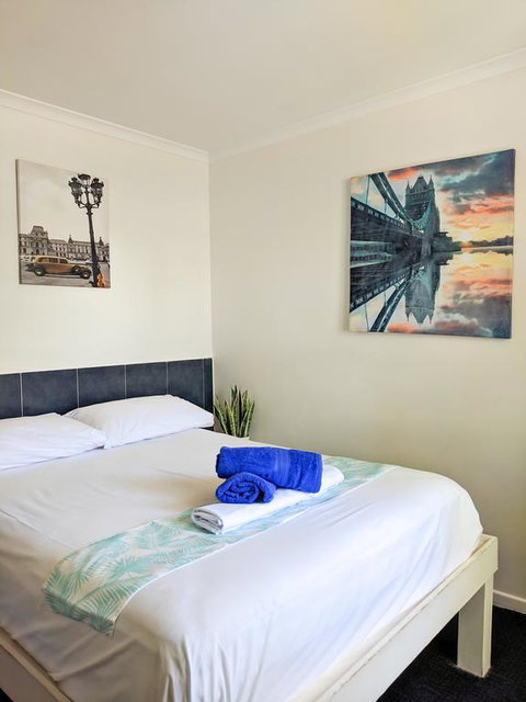 Globetrotters International - Your Accommodation 3