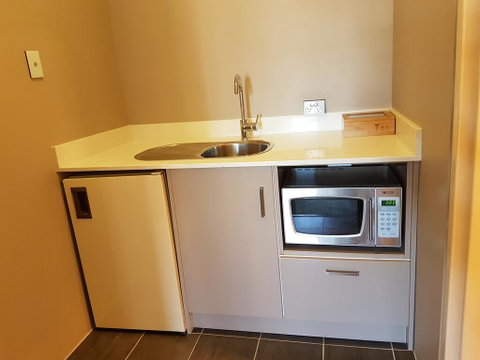 Golden Age Motor Inn - Your Accommodation 2