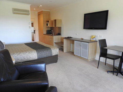 Golden Heritage Accommodation - Your Accommodation 3