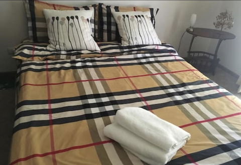 Golden House - Your Accommodation 0