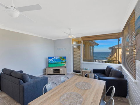Golden Sands Apartment 10 - Your Accommodation 0