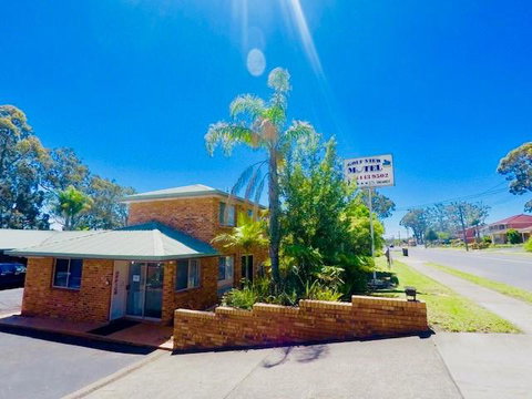 Golf View Motel - Your Accommodation 0