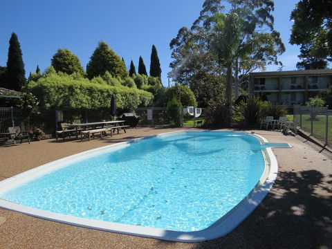 Golfview Lodge - Your Accommodation 0