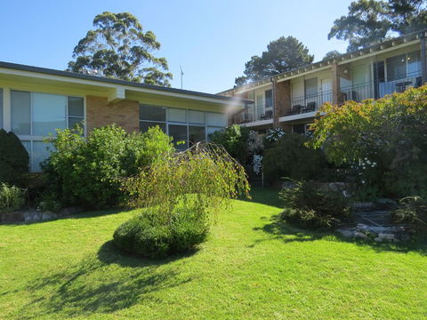 Golfview Lodge - Your Accommodation 2