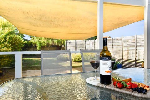 Goolwa Blue Escape - WiFi - Pet-Friendly - Your Accommodation 0