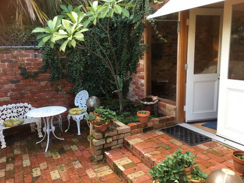 Gorgeous Studio 2 Minutes From The Heart Of Subiaco - Your Accommodation 0