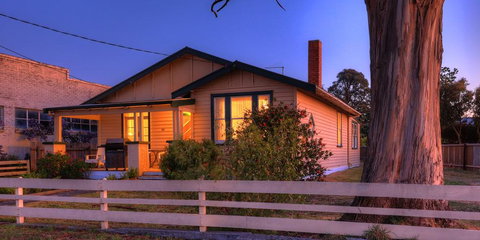 Grace's Spa Cottage - Your Accommodation 0