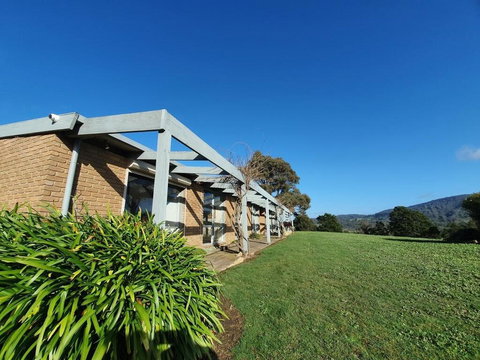 GRACEDALE HILLS HOMESTEAD - Your Accommodation 1