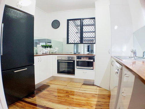 Great Northern Beach House - Your Accommodation 3