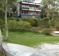 Green Point Lakehouse - Your Accommodation
