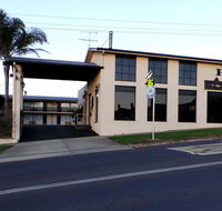 Halfway Motel - Your Accommodation