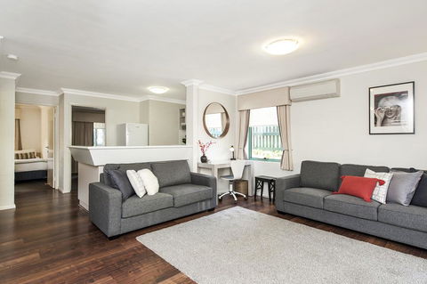 Hay St - Subi - Your Accommodation 2