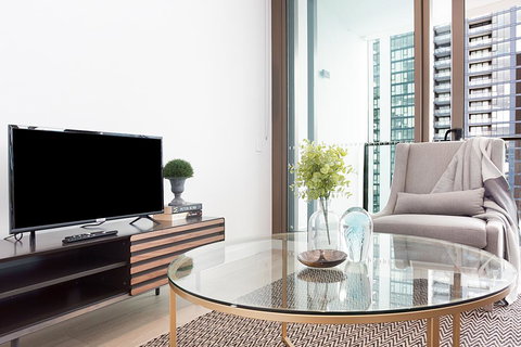 HAYMARKET HEIGHTS - Hosted By L'Abode Accommodation - Your Accommodation 1