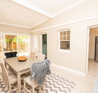 Heritage Bowen Terrace 3 Bed 2 Bath - Walk to CBD - Your Accommodation