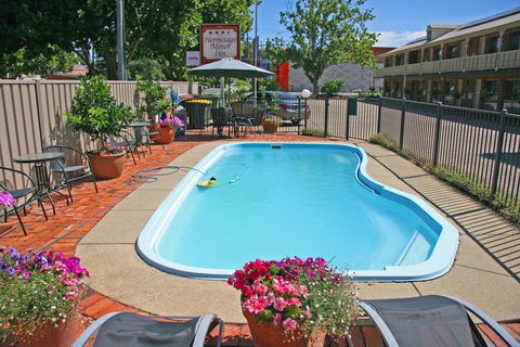 Hermitage Motor Inn - Your Accommodation 3