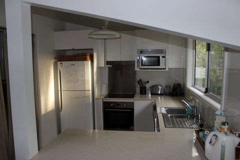 Hidden Oasis Pet Friendly In Anna Bay - Your Accommodation 1