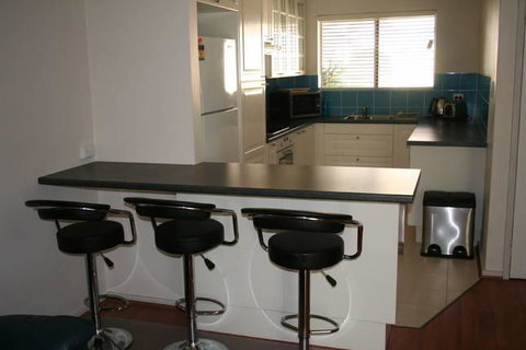 Hillarys Holiday Home - Your Accommodation 3