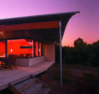 Hilltop Studios - Your Accommodation