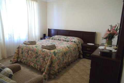 Hillview B & B Forbes - Your Accommodation 2
