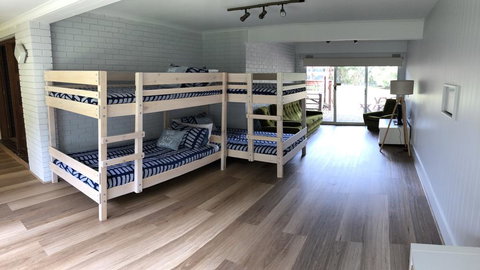 HIP NAUTIC - 100 Metres To Beach - Your Accommodation 0