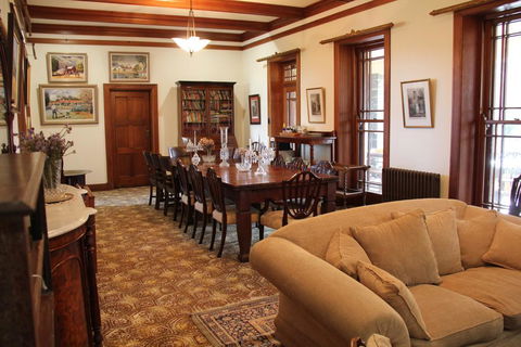 Historic Merryville Homestead - Your Accommodation 2