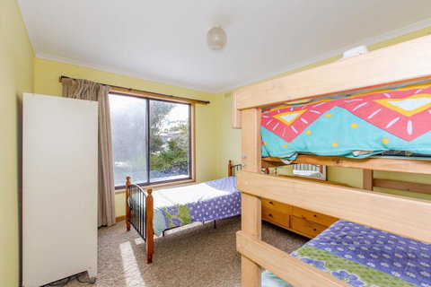 HOLIDAY ON NAUTILUS INVERLOCH - Your Accommodation 2