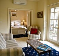 Holly Lane Mews - Your Accommodation