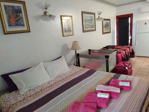 Homestay At Julie's - Your Accommodation 1