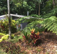 Honeybee House - Your Accommodation