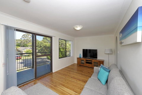Horace St 85 - Shoal Bay - Your Accommodation 1