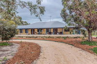 Kangaroo Lake Homestead