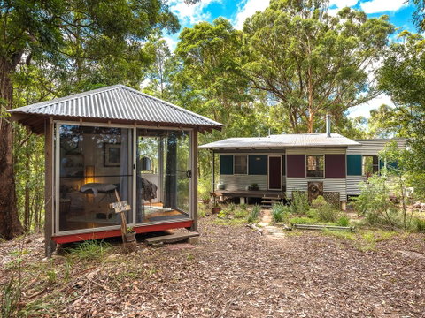 Karmya Cabin Eco-Retreat - Your Accommodation 2