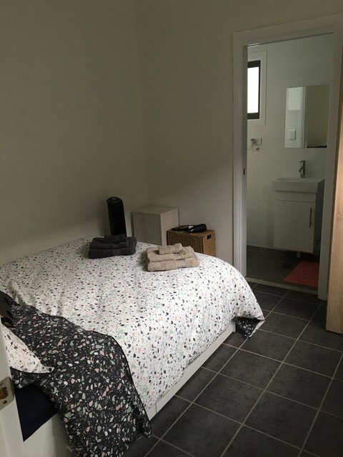 Kats BnB - Your Accommodation 3