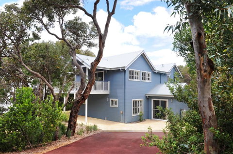Kestral Ashore - Your Accommodation 0