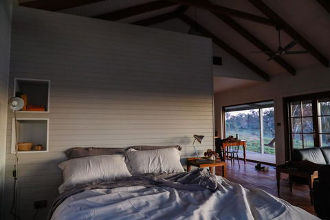 Kestrel Nest EcoHut - Your Accommodation 2