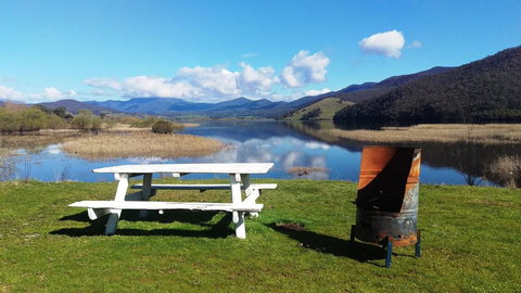 Khancoban Lakeside Caravan Park - Your Accommodation 1