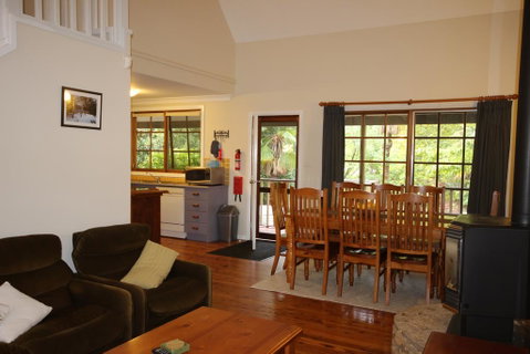 Kiah Cottage - Your Accommodation 3