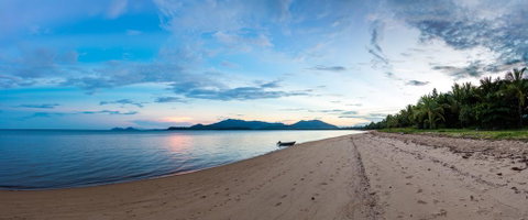 King Reef Beach House - Your Accommodation 2