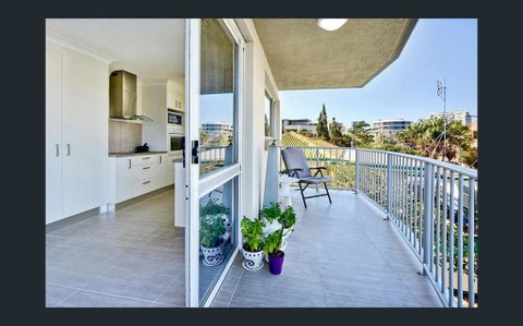 Kings Beach Retreat - Your Accommodation 2