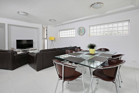 Kings Edge Unit 1, 34 Esplanade (Princess Lane) - Your Accommodation 2